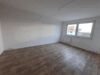 helle und renovierte 2-Raum Wohnung - Wohnzimmer